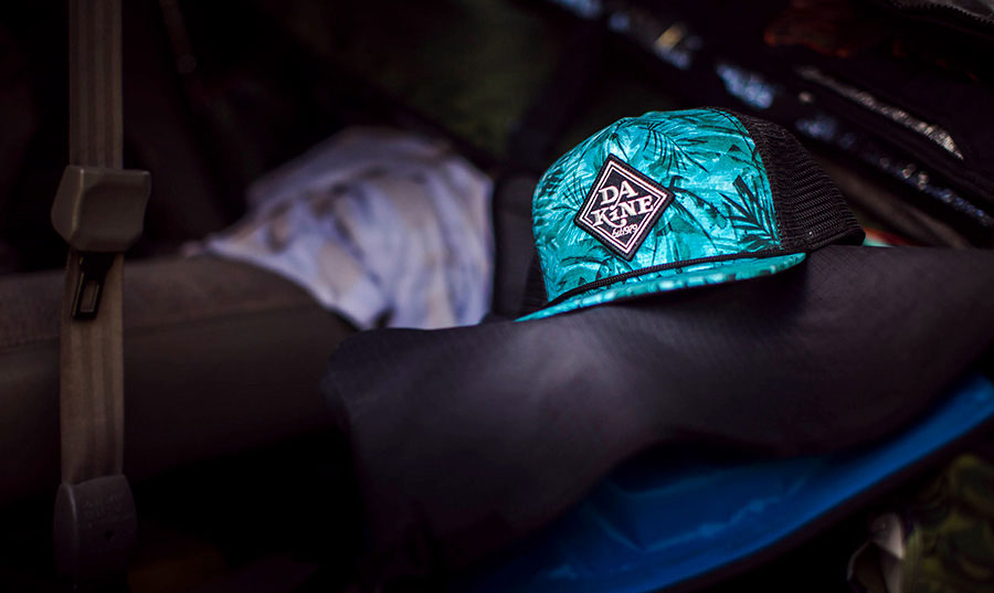 DaKine Peak to Peak Trucker Hat – Night Sky