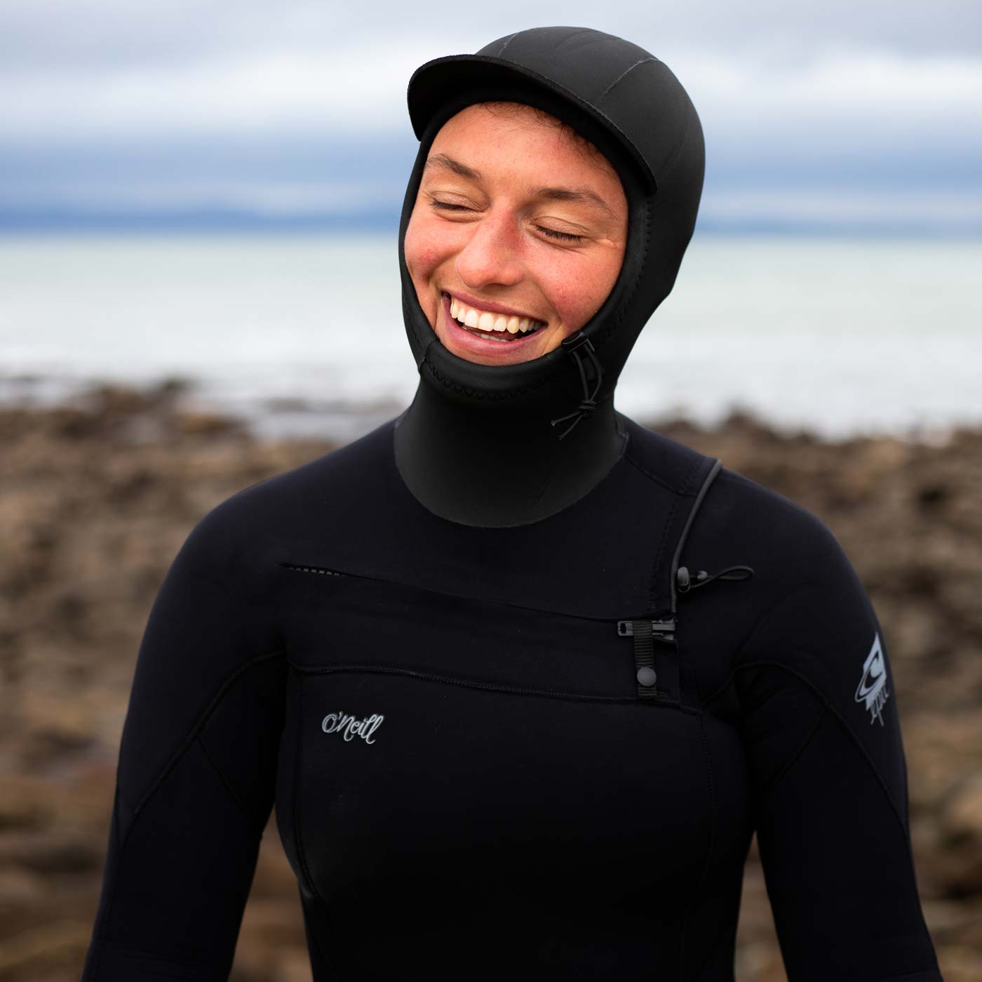 O'Neill WMS Epic 6/4mm Chest Zip W/Hood wetsuit – Black A05