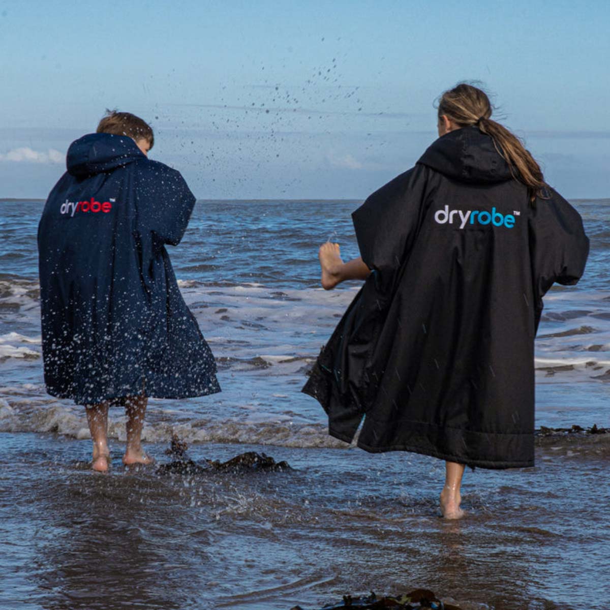 Dryrobe Advance Kids Changing Robe Waterproof Jacket - Black Blue