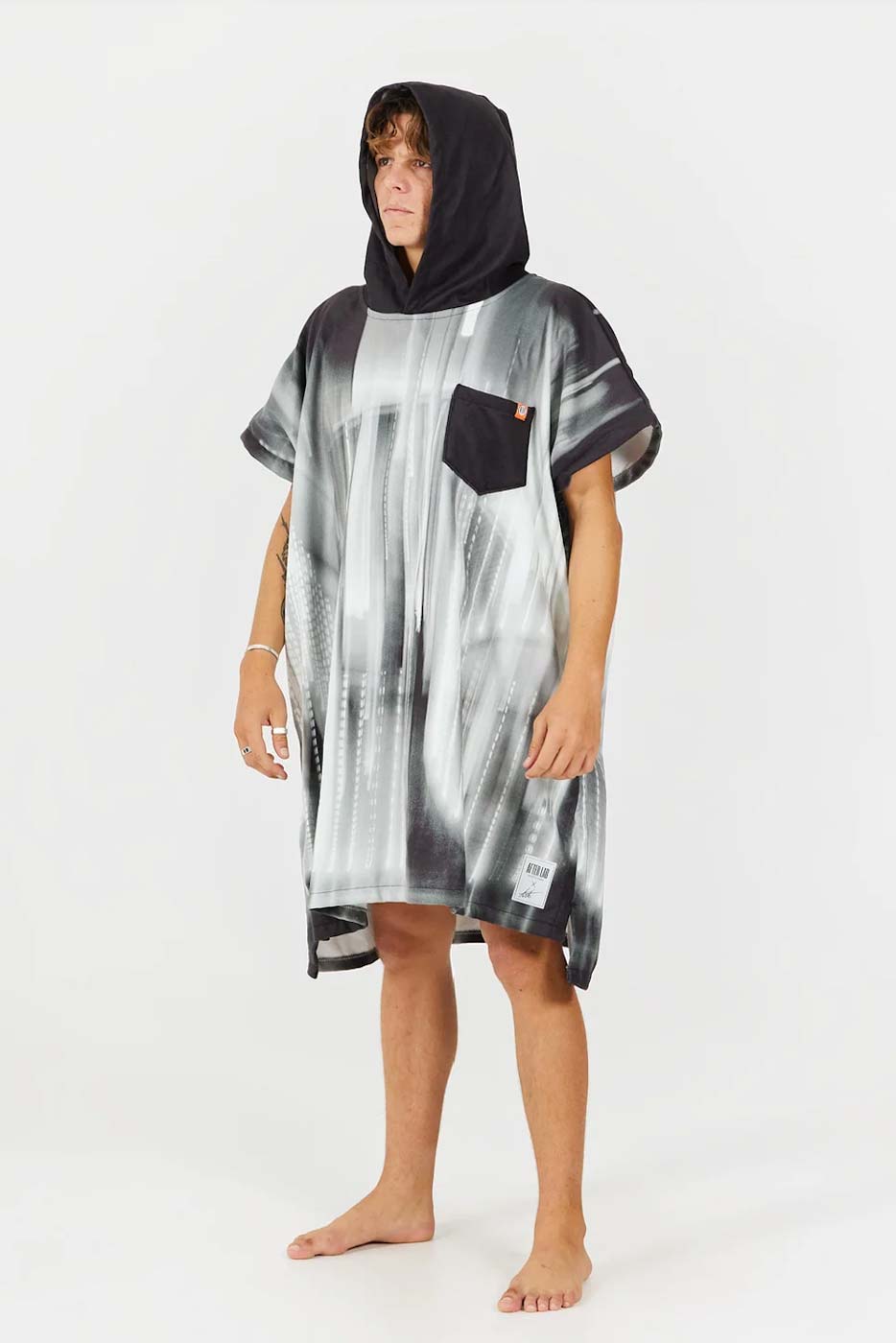 After Essentials Photograph Series Poncho Towel with Tote Bag – Aloha