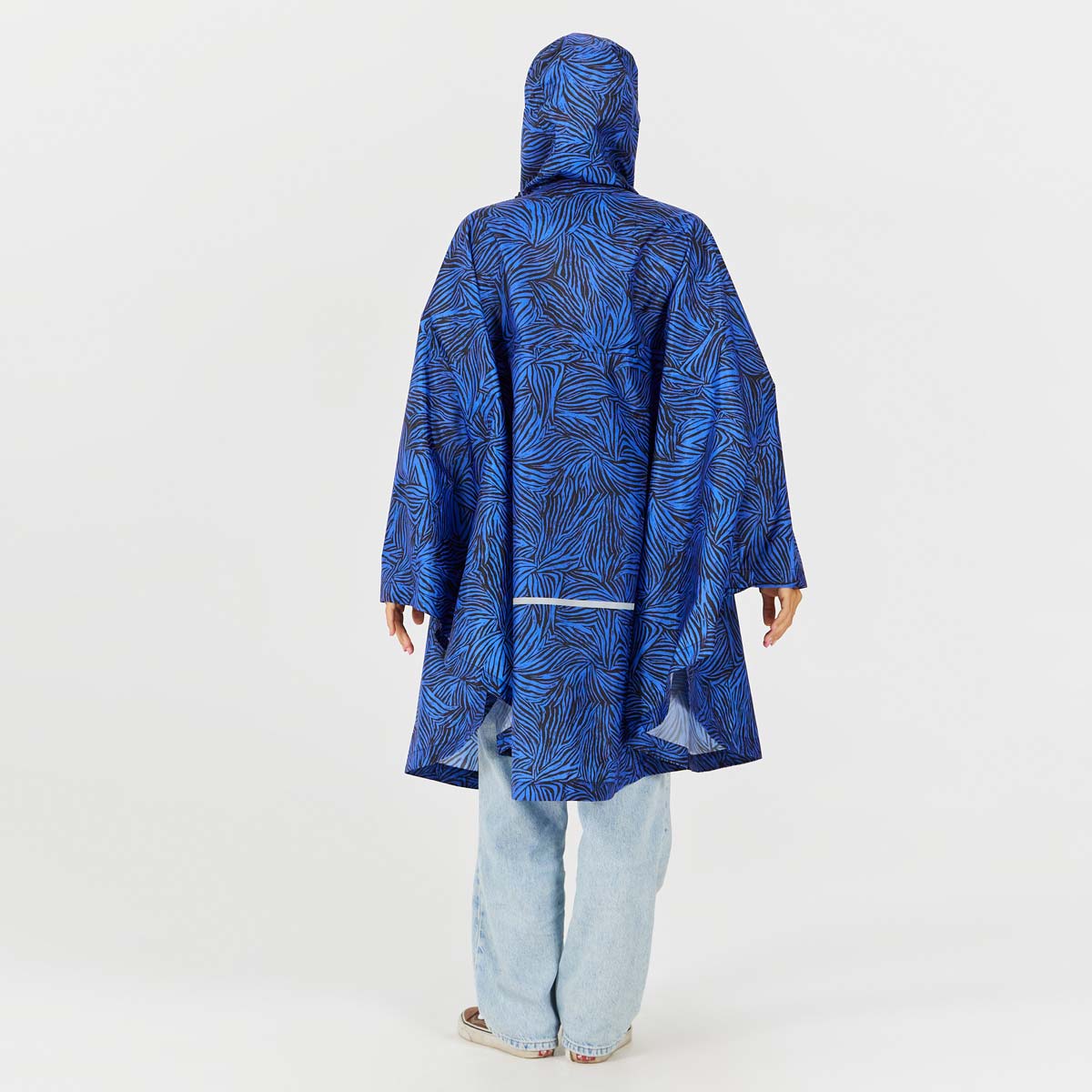 After Essentials Rain Cap Poncho – Zebre