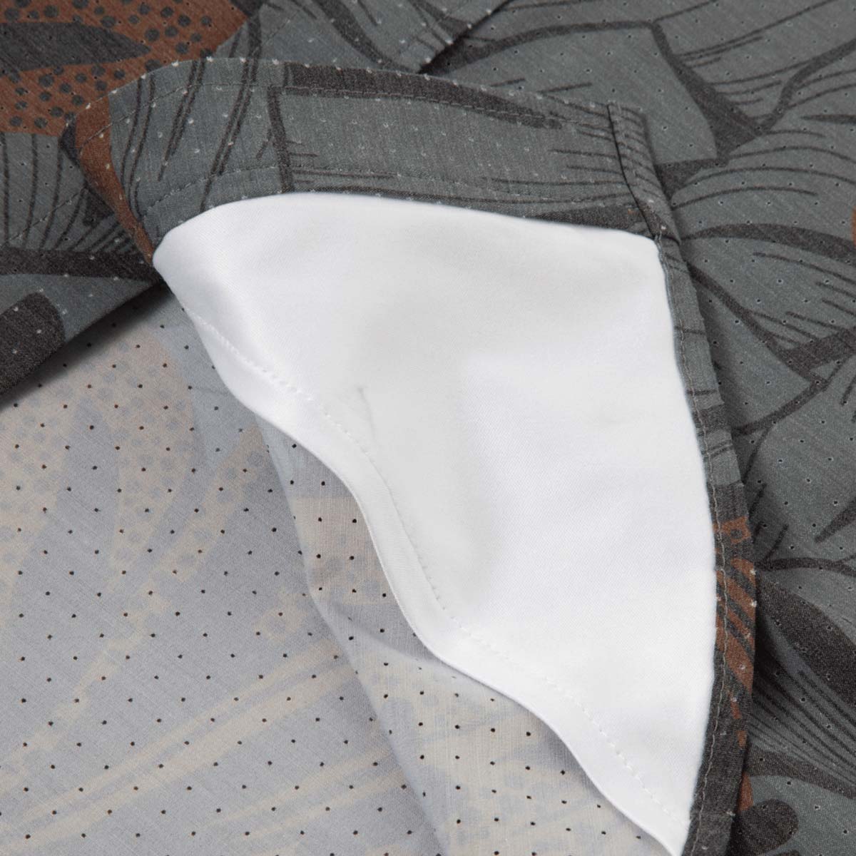 Dark Seas Webster Woven S/S Shirt – Charcoal