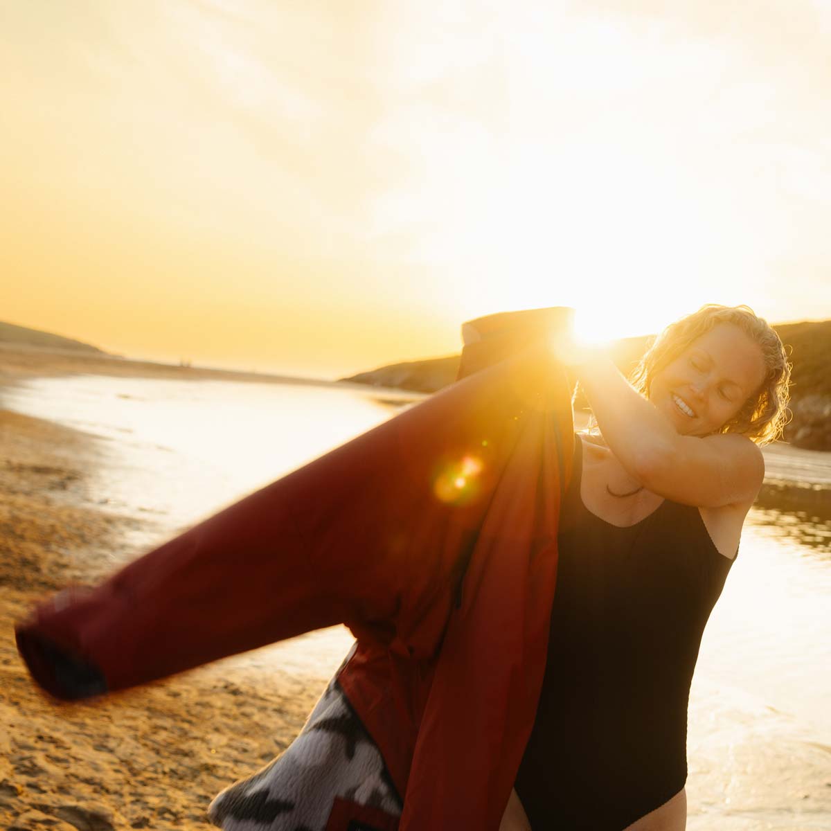 Dryrobe Advance Changing Robe Waterproof Jacket - Burnt Orange