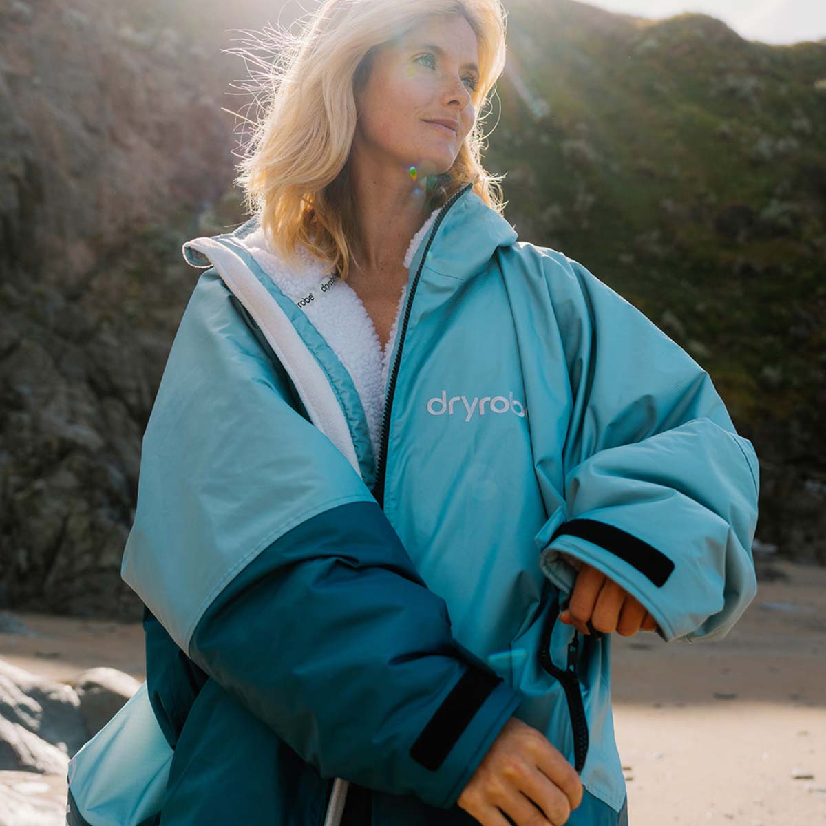 Dryrobe Advance Changing Robe Waterproof Jacket - Blue Light Grey