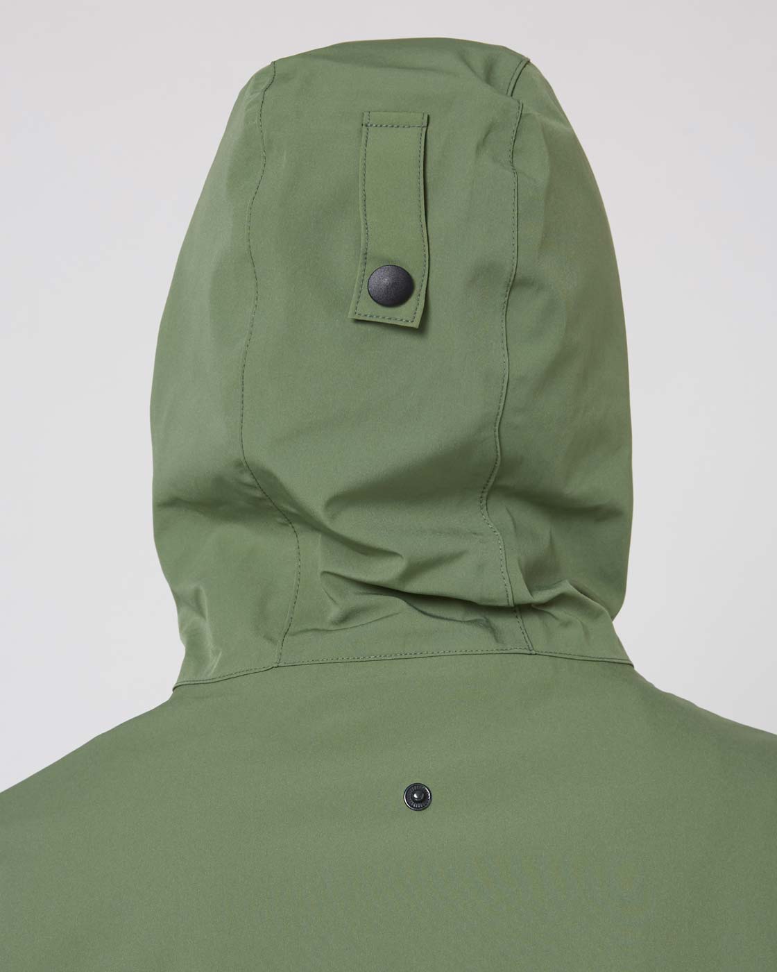 Follow Outer Spray Anorak Jacket – Olive