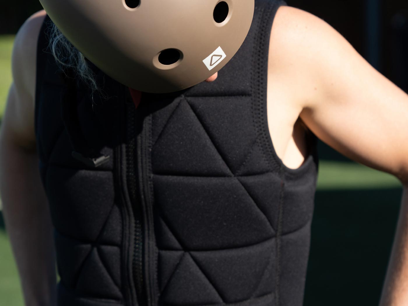 Mens Impact Vest Follow Follow Love nor Money – Black