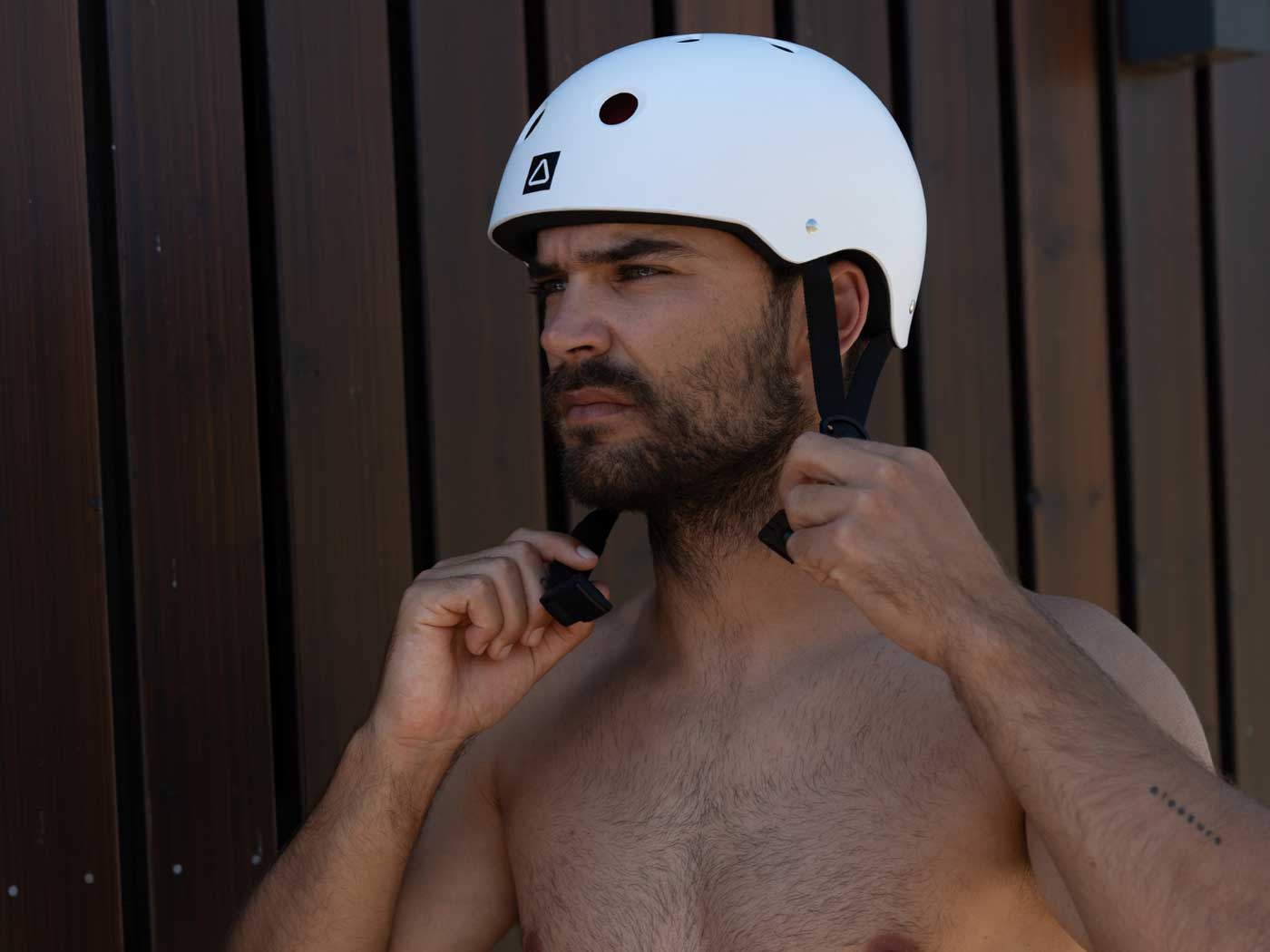 Helmet Follow Pro – White