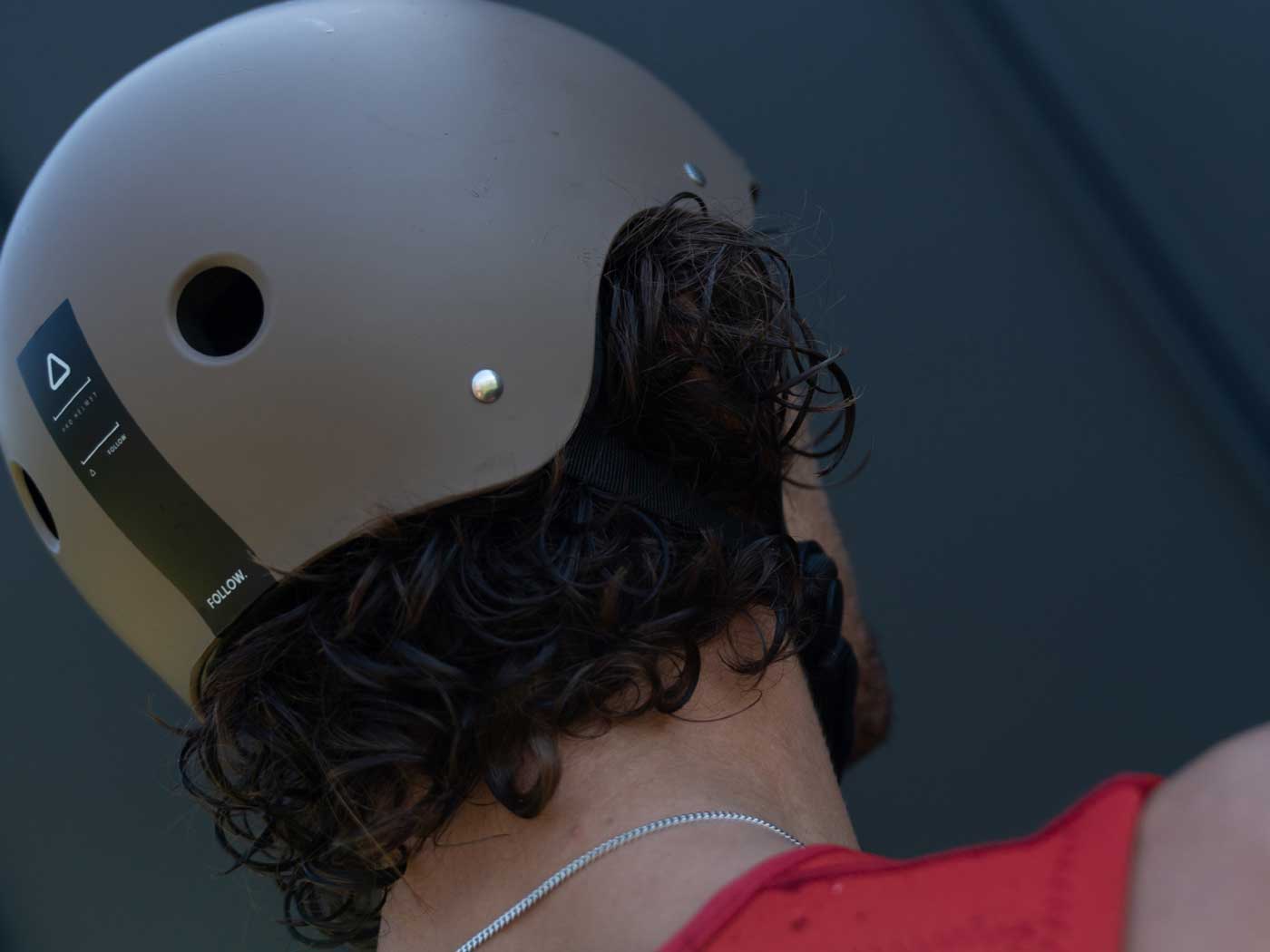 Helmet Follow Pro – Charcoal Gray