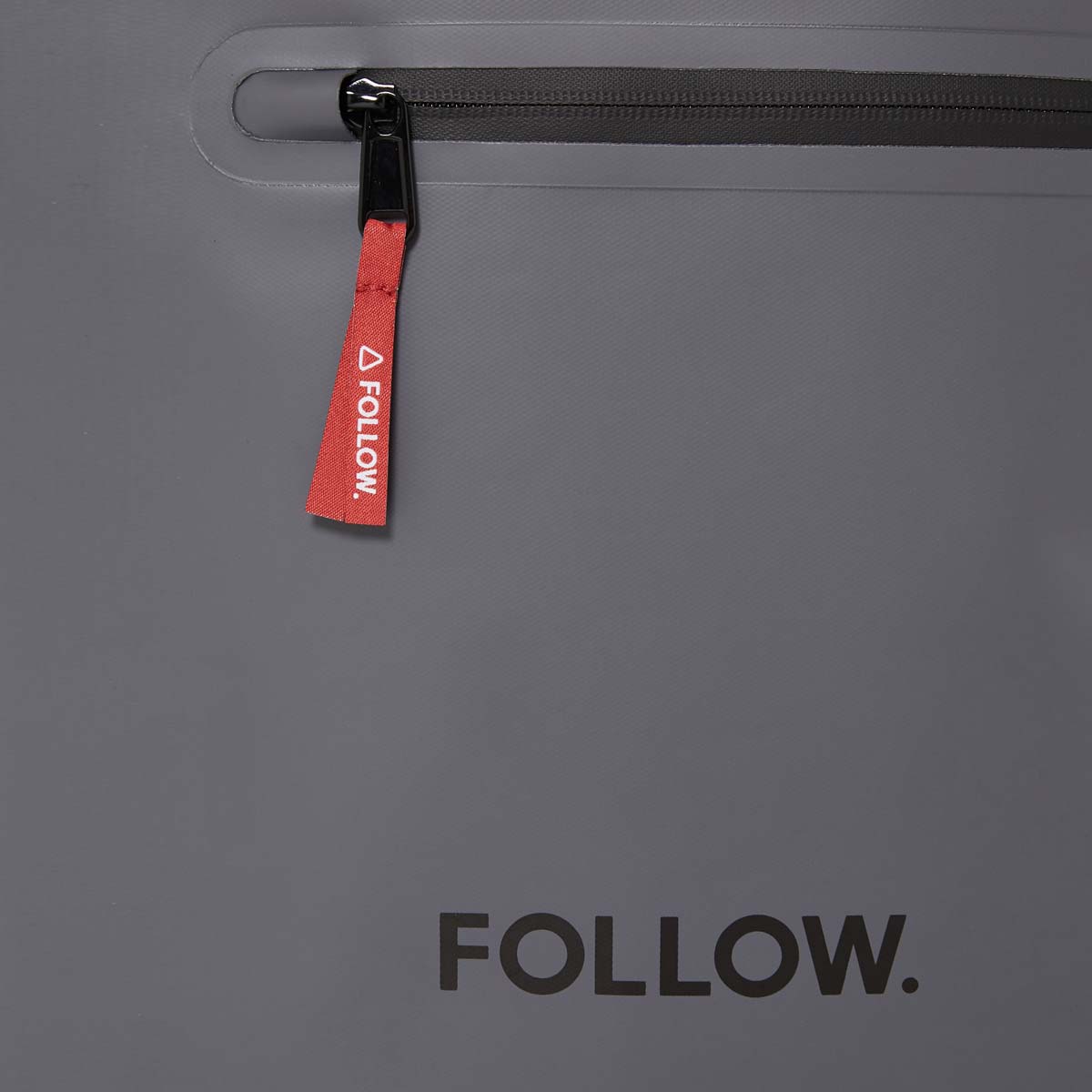 Follow Life Backpack – 20L / Charcoal