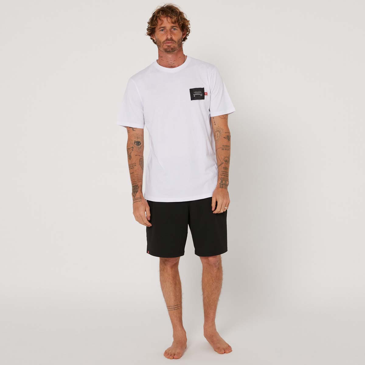 Follow Couch Shorts – Black