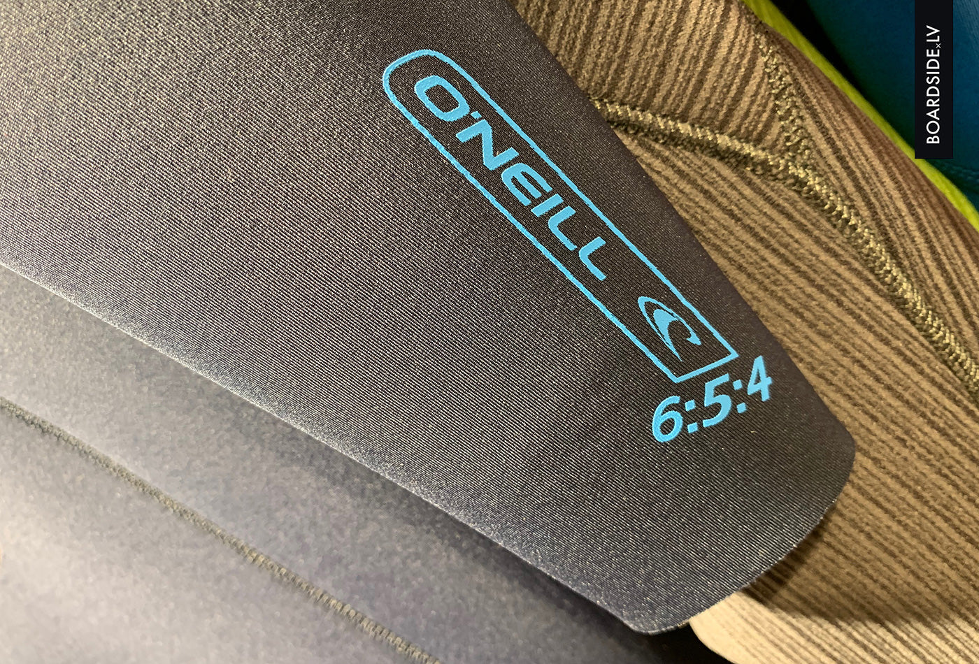 O'Neill Epic 6/5/4 mm Chest Zip W/Hood wetsuit