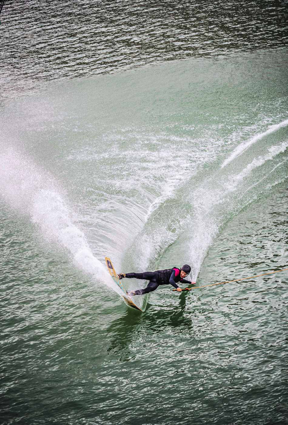 O'Neill HyperFreak Comp 3/2 mm Zipless Full Wetsuit – Black/Bloodshot E99