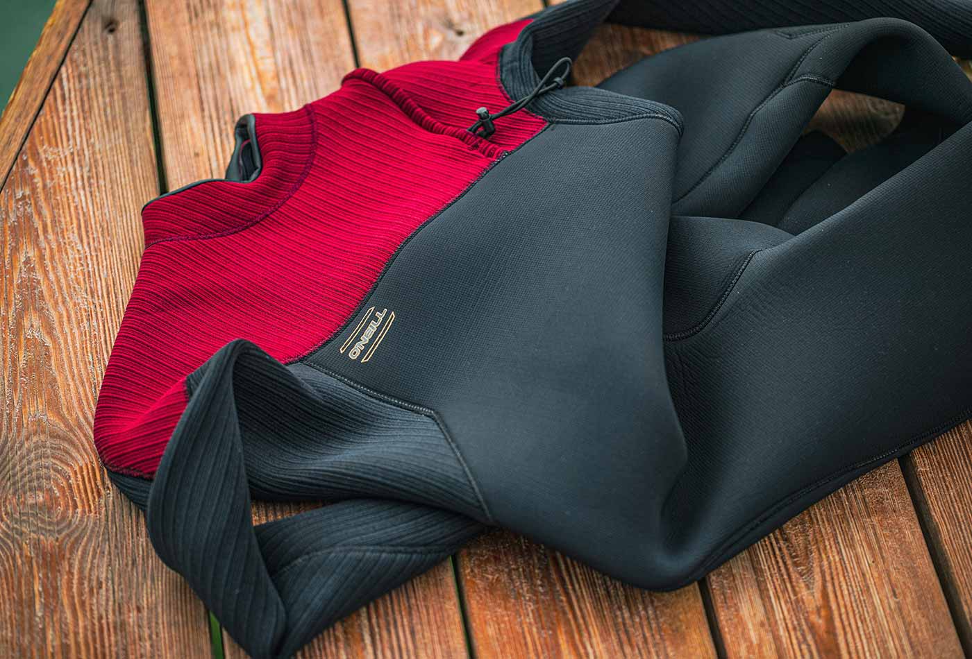 O'Neill HyperFreak Comp 3/2 mm Zipless Full Wetsuit – Black/Bloodshot E99
