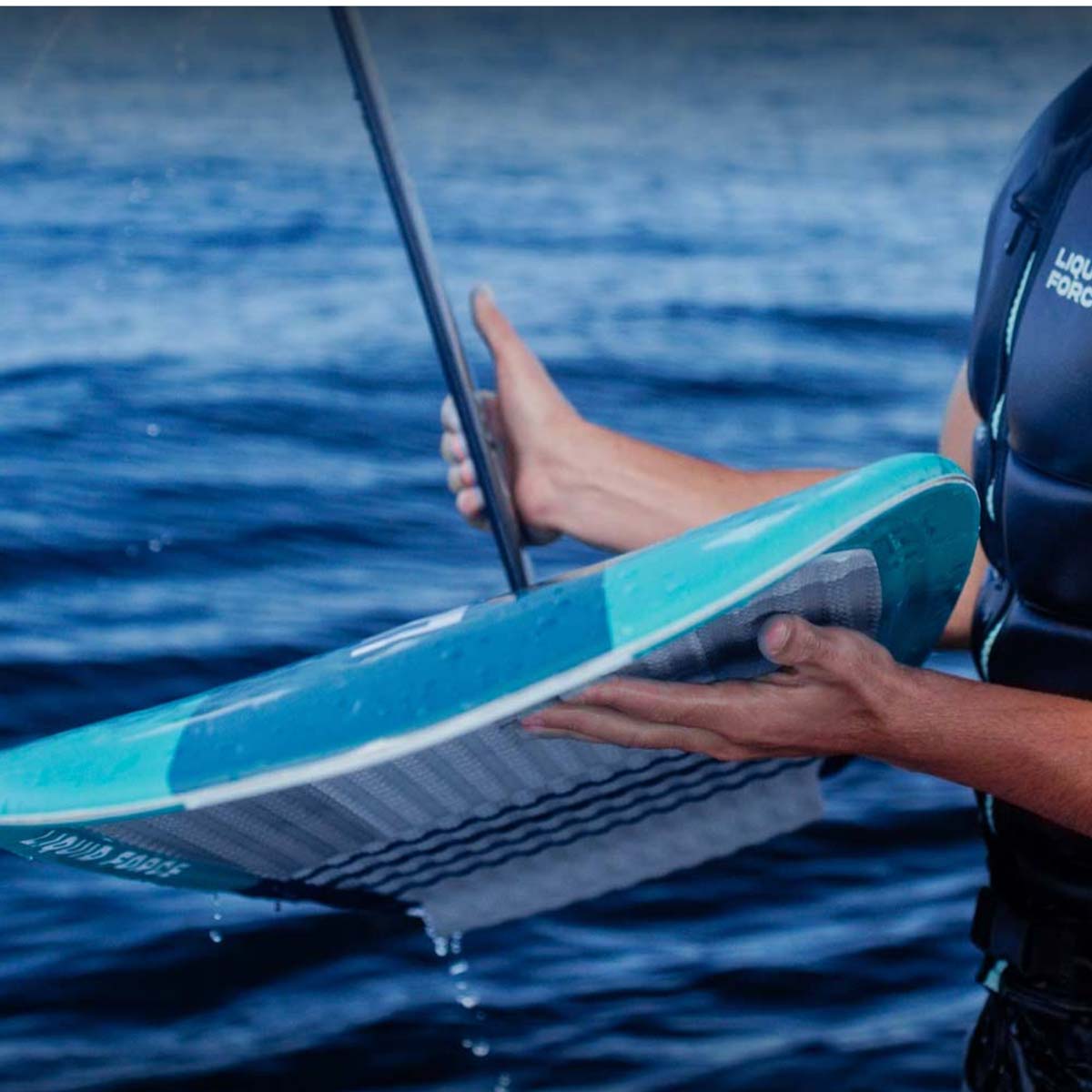 Liquid Force Launch 4'5" / Alloy Launch 1200 FuseLock Foil Package
