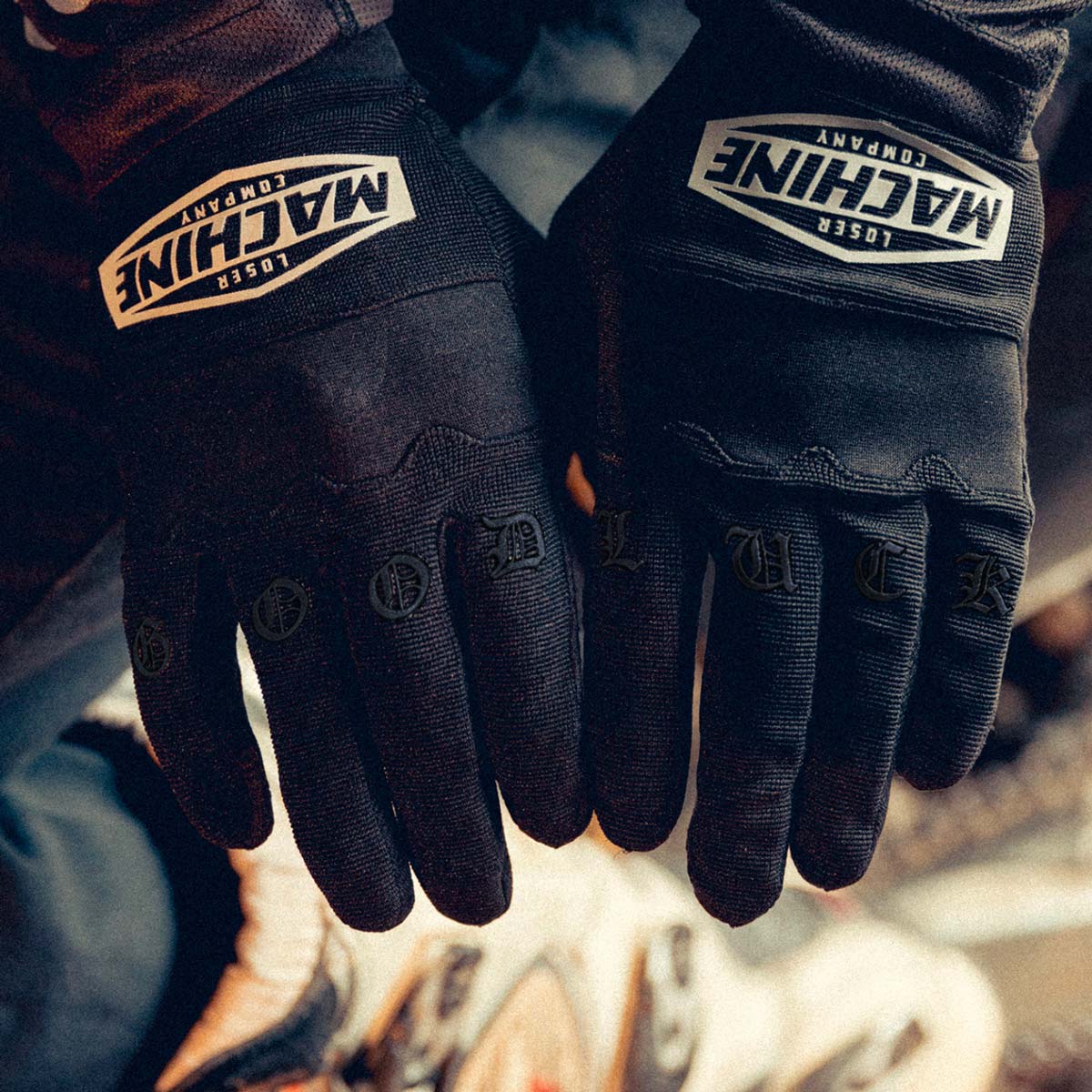 Loser Machine Good Luck Gloves – Black