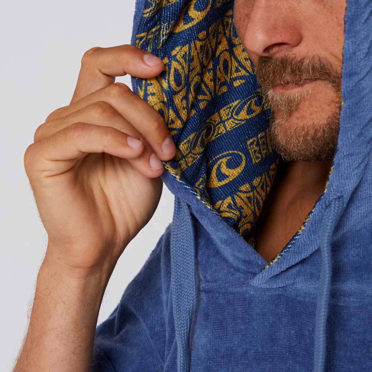 Ocean & Earth Strike Hooded Poncho – Blue