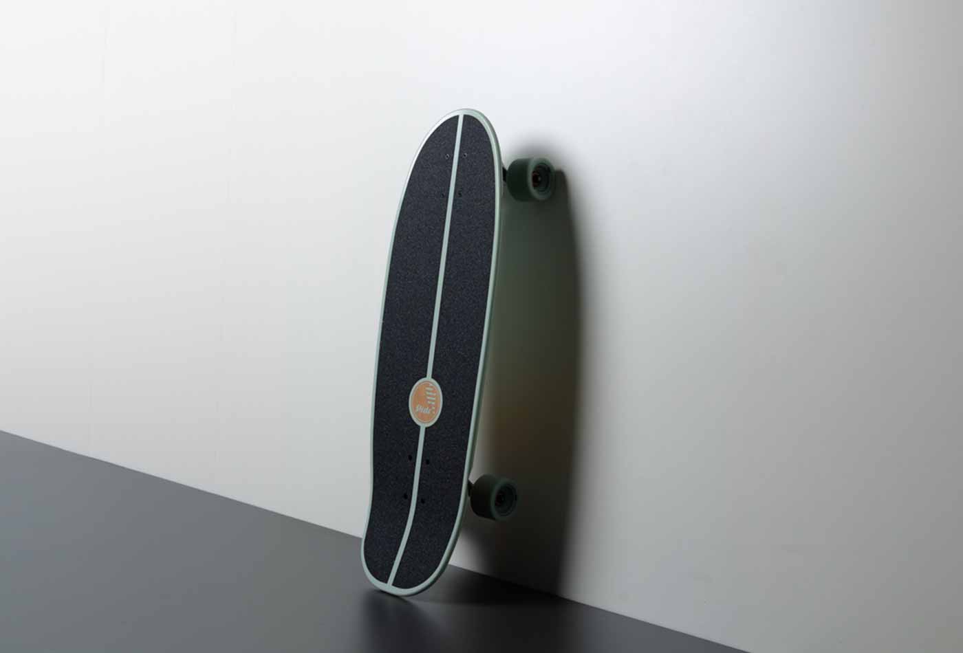 Surf Skate Slide Gussie 31 Groundswell - 79 cm