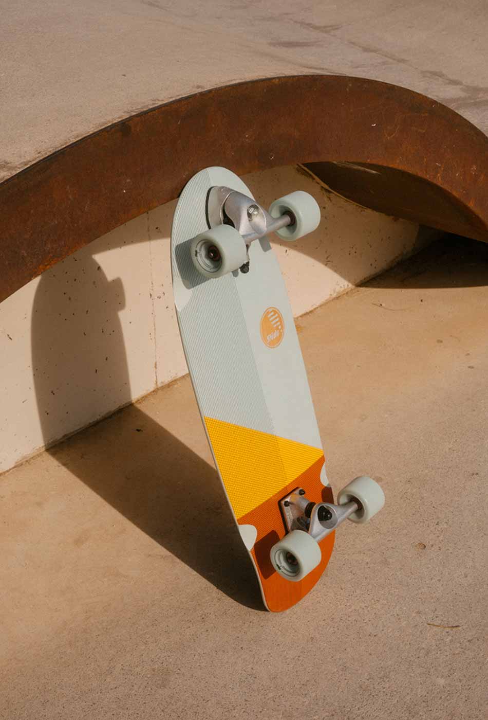 Surf Skate Slide Gussie 31 Groundswell - 79 cm