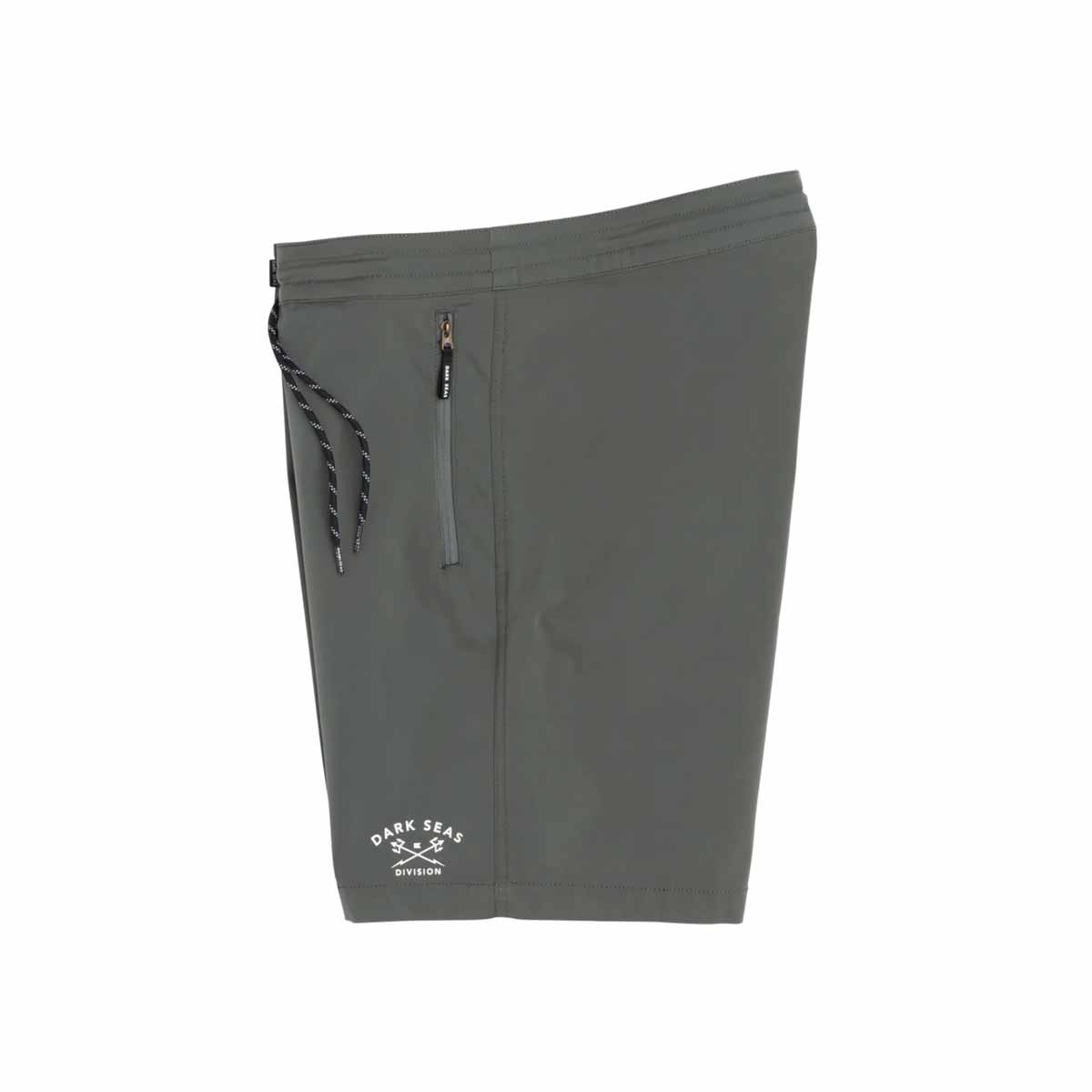 Dark Seas Tack Amphibious 19" Walkshorts – Gunmetal
