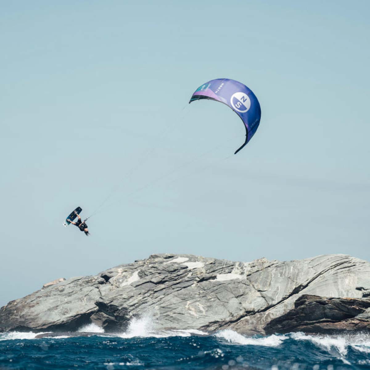 North Kiteboarding Atmos Hybrid Kiteboard