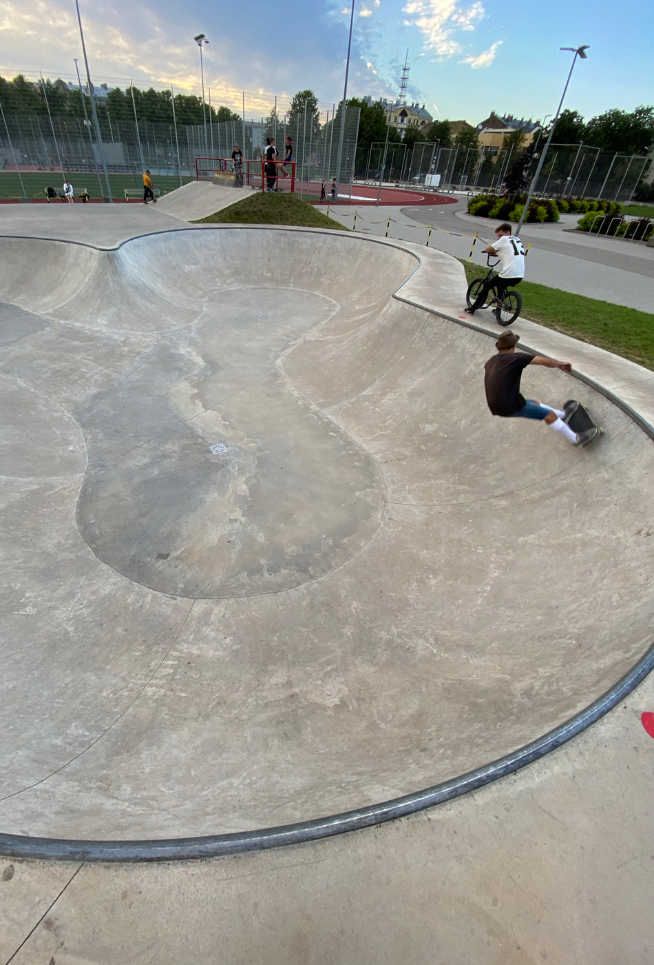 Rent a Surfskate – Boardside.lv | ph. 25621130