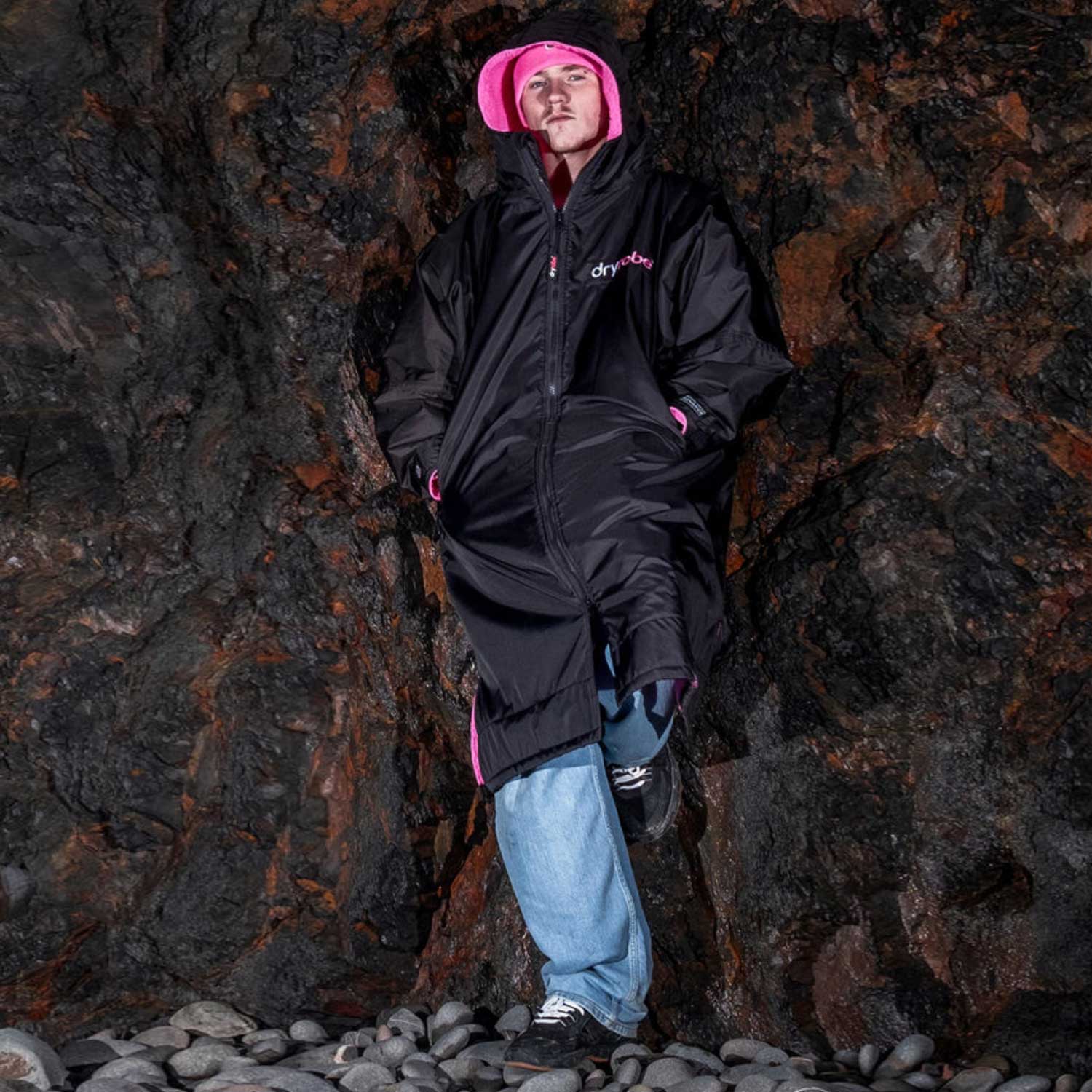 Dryrobe Advance Changing Robe Waterproof Jacket - Black Pink