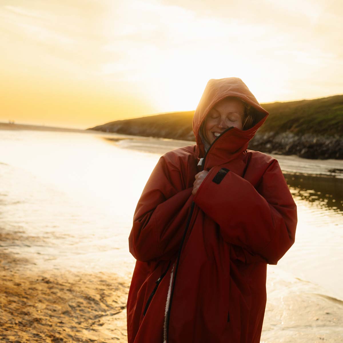 Dryrobe Advance Changing Robe Waterproof Jacket - Burnt Orange