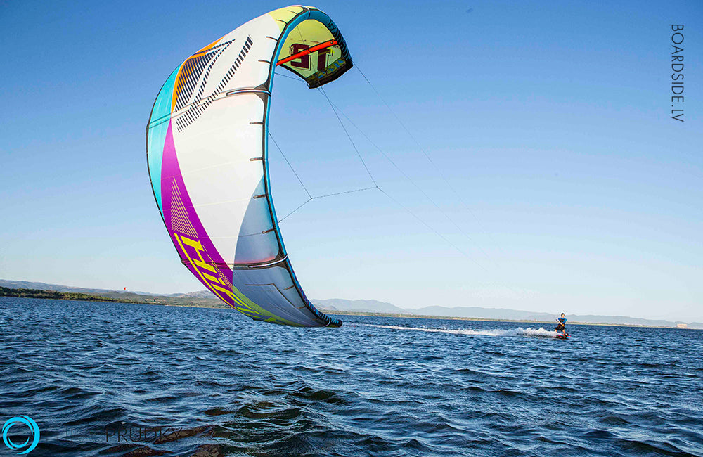 Liquid Force Kites HiFi-X 2016 pūķis 11m2