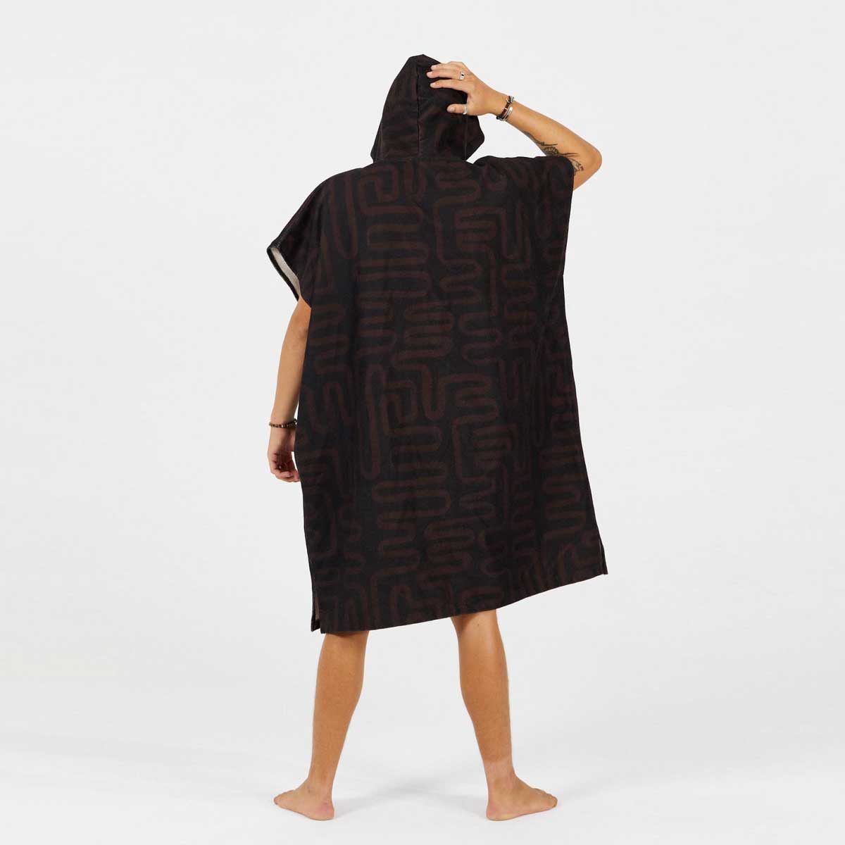 After Essentials Tech Pocket Poncho Towel – Black Snake