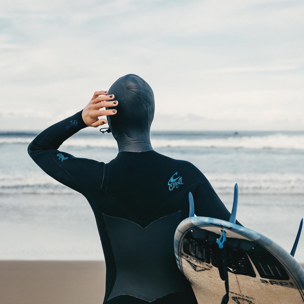 O'Neill WMS Epic 6/5/4 mm Chest Zip W/Hood wetsuit