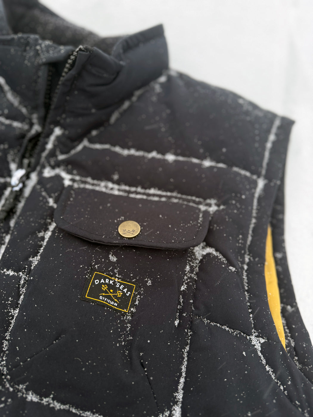 Dark Seas Thule Vest – Black
