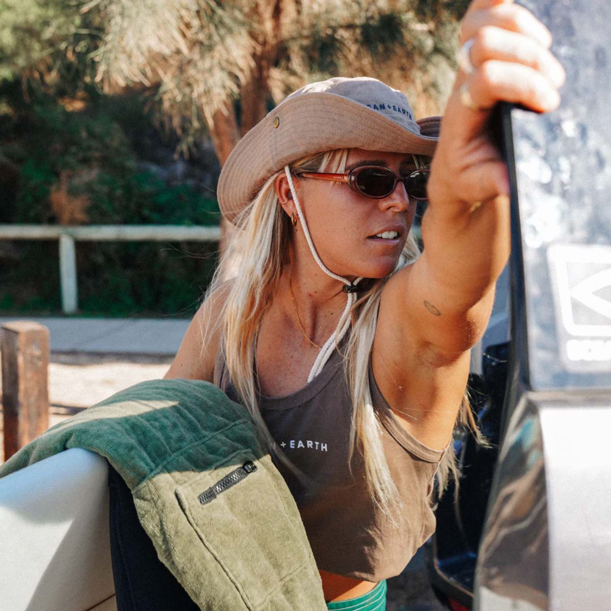 Ocean and Earth Wide Brim Hat – Stone
